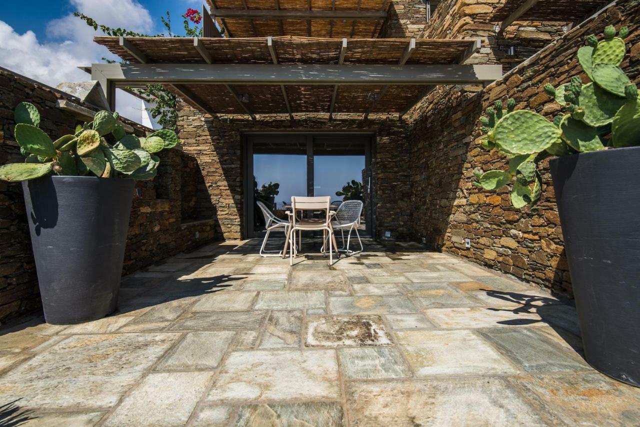 Archipelagotinos Agios Romanos Екстериор снимка