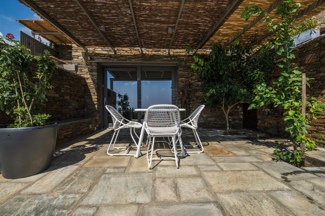 Archipelagotinos Agios Romanos Екстериор снимка